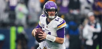 Best NFL Parlays Bets For Week 18: Vikings, Texans & More