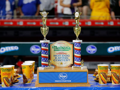 2022 Nathan’s Hot Dog Eating Contest Odds & Betting Predictions 1