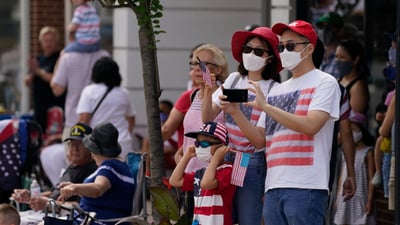 4th of July Odds: White Claw vs Bud Light, Over/Under on USA T-Shirts & More 1