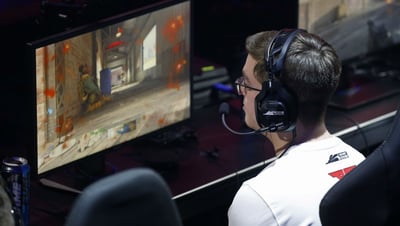 The Ultimate Guide to eSports Betting 2