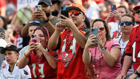 Bucs cap space: How much salary cap space the Tampa Bay Buccaneers have,  how they can add more - DraftKings Network