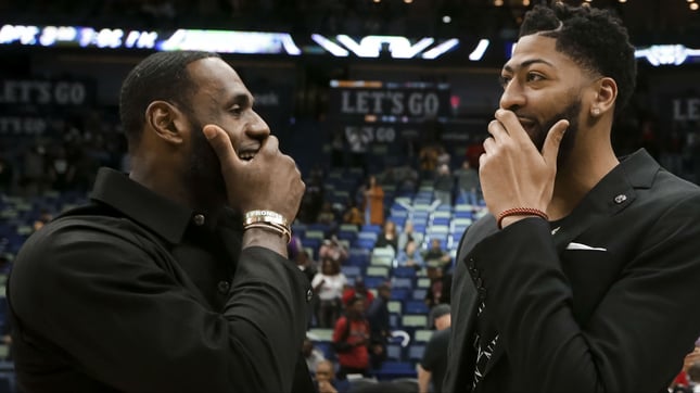 Will LeBron James pass the torch to Anthony Davis this season?