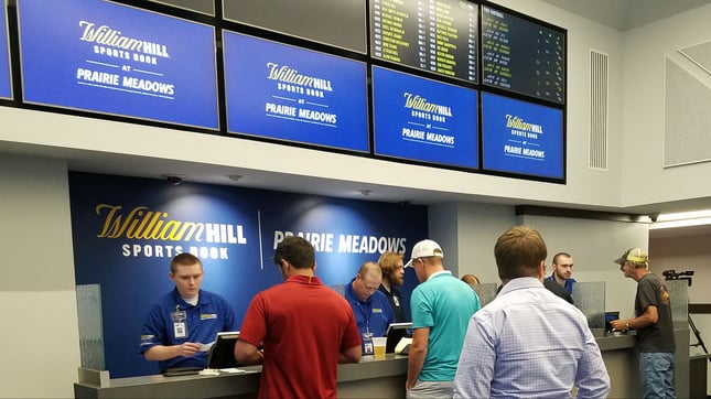 The betting window lines cleared out a lot faster than the line to sign up for the mobile app on Thursday.