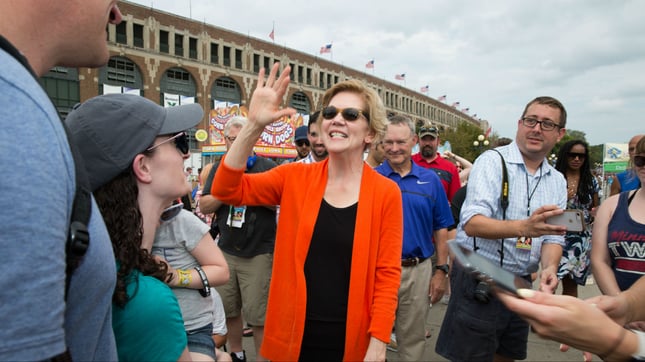 Elizabeth Warren draws quite a crowd at the Iowa State Fair.