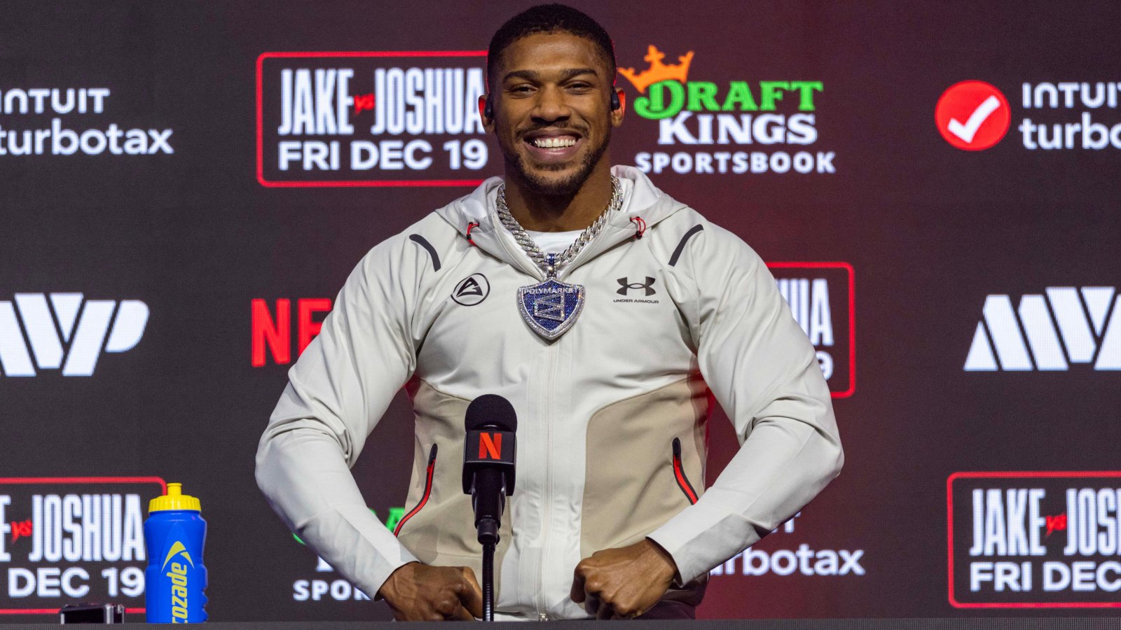 BetVictor Jake Paul vs Anthony Joshua Betting Offer - 25/1 on Joshua to Win by Knockout