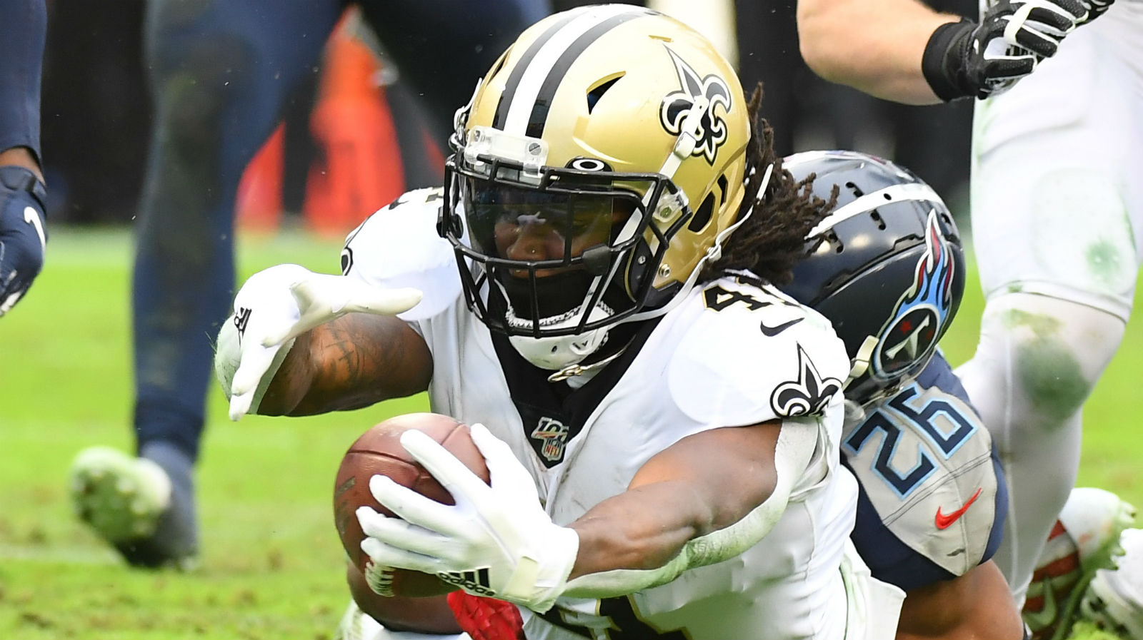 NFL Week 17 DFS Picks: Which QB-WR Combo You Need to Stack