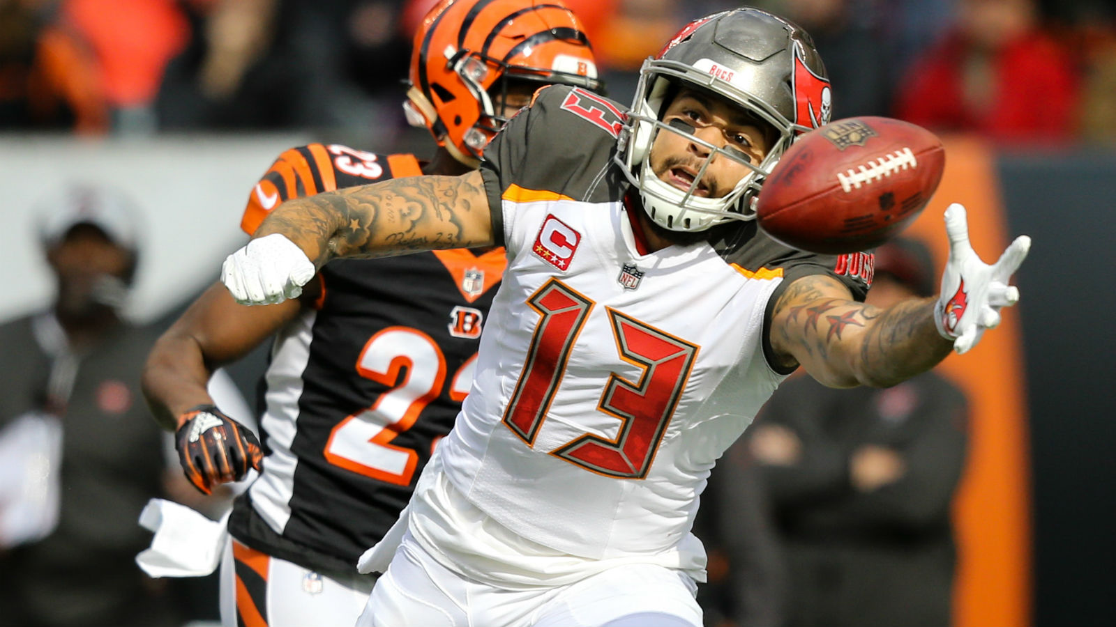 How to Build a Winning DFS NFL Team: Strategies to Follow