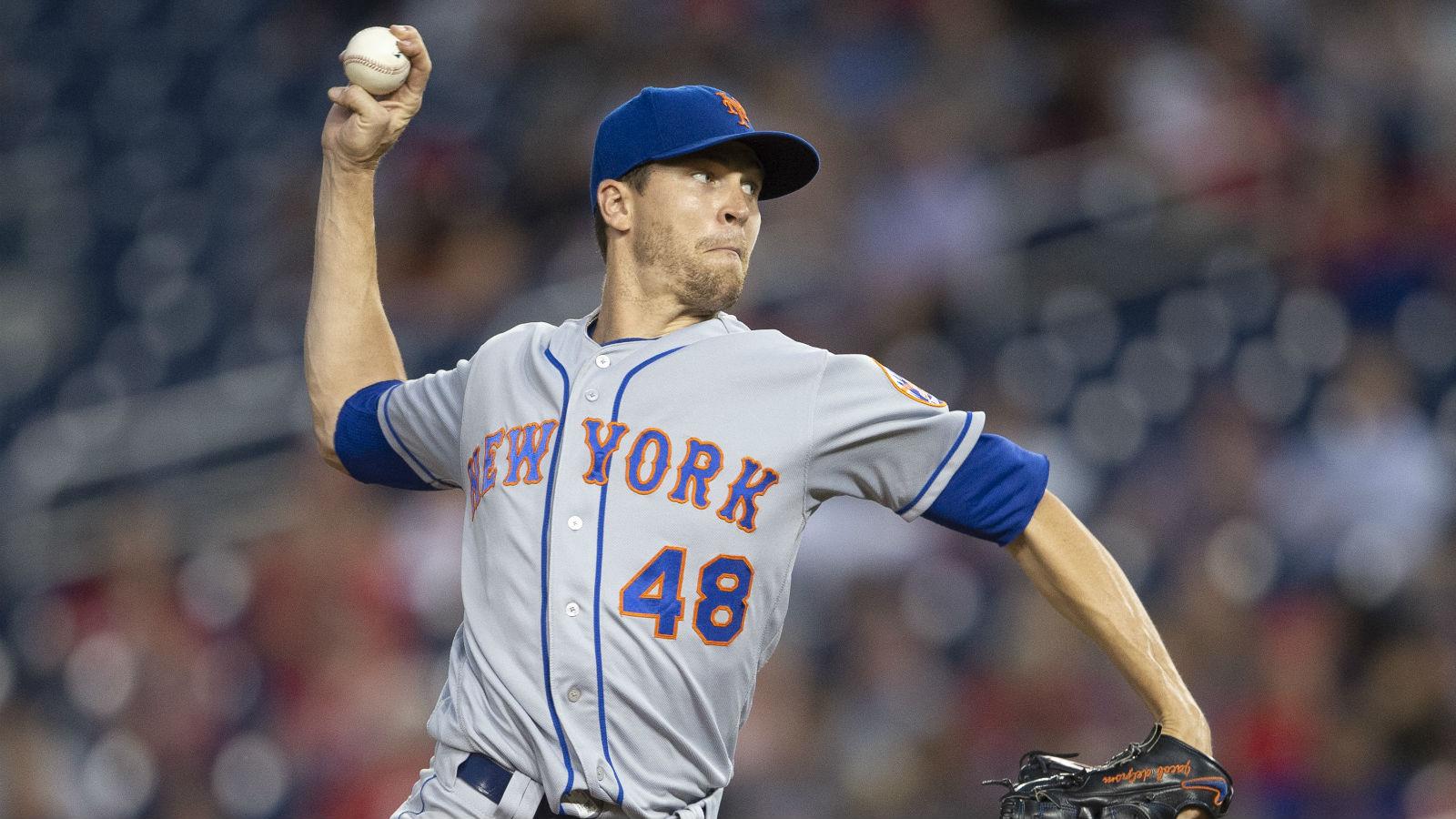Approach NL Cy Young Race Betting Cautiously With Tight Odds