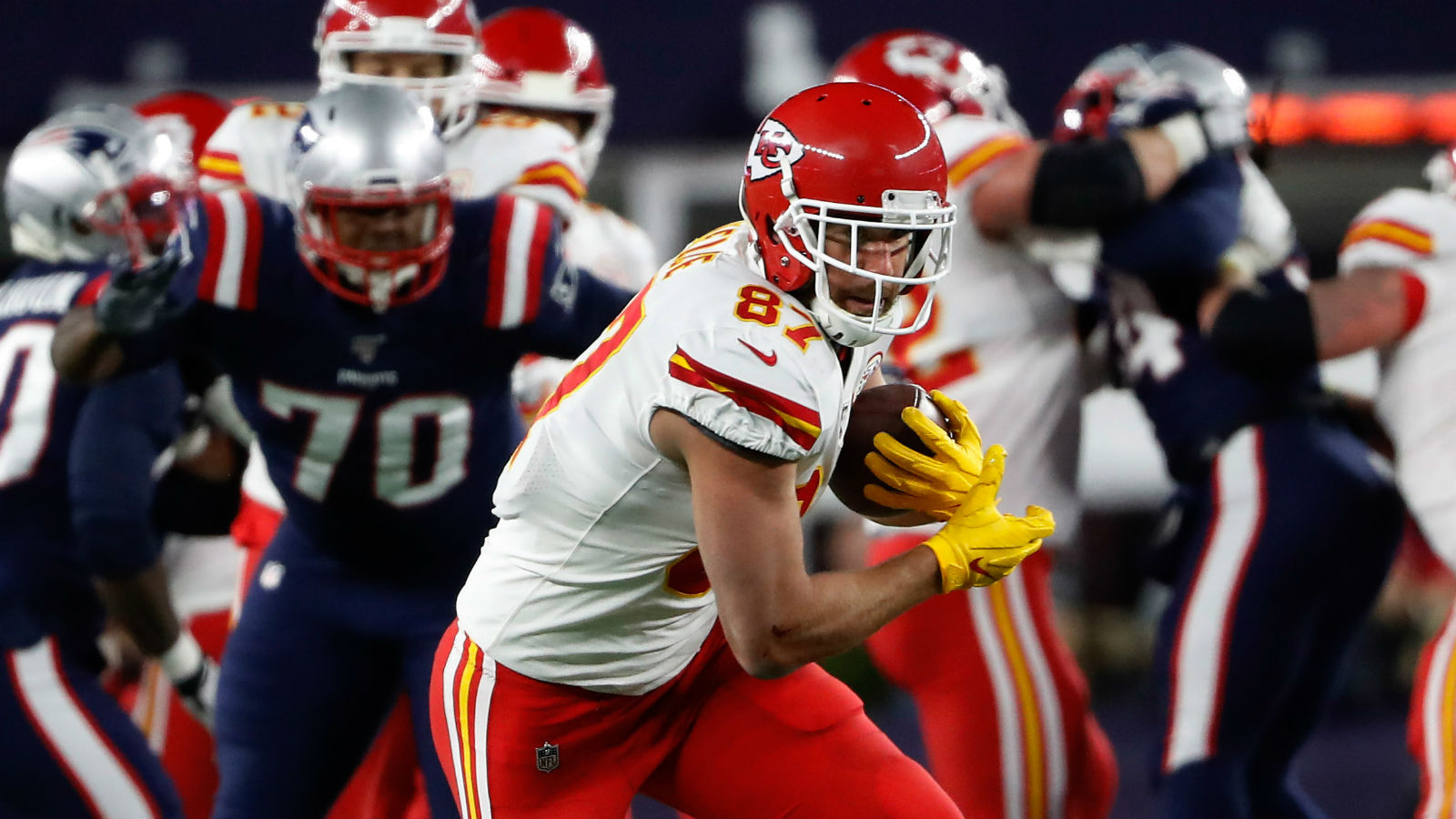 5 Chiefs-Bears Prop Bets & Betting Lines To Back On SNF