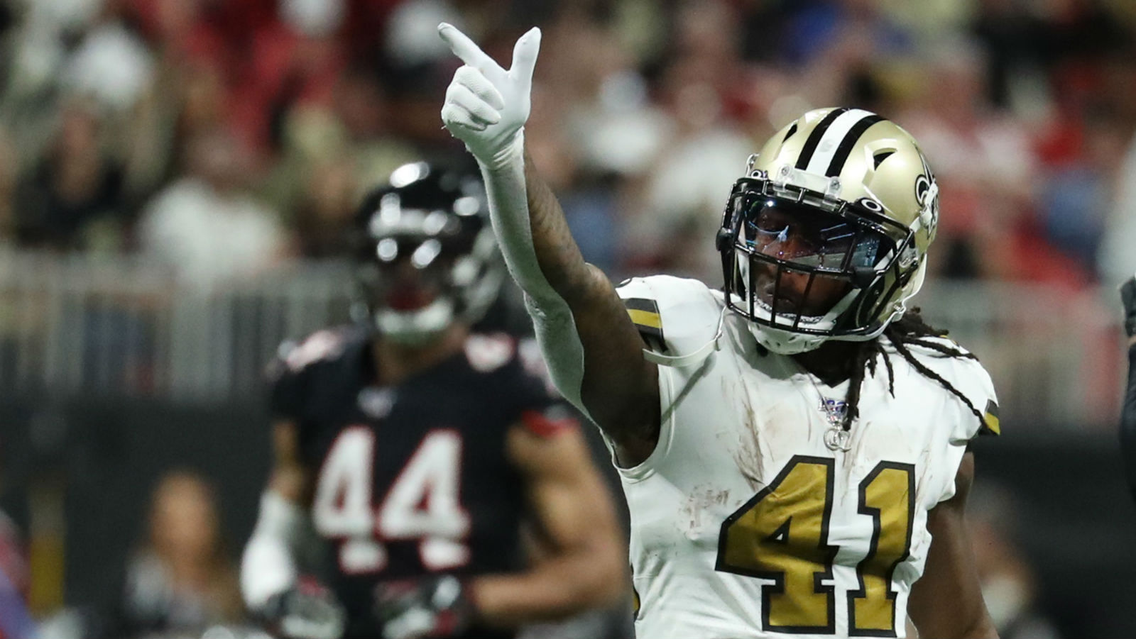 NFL Wild Card Round DFS Picks: Grab MVP QB Cheap This Week