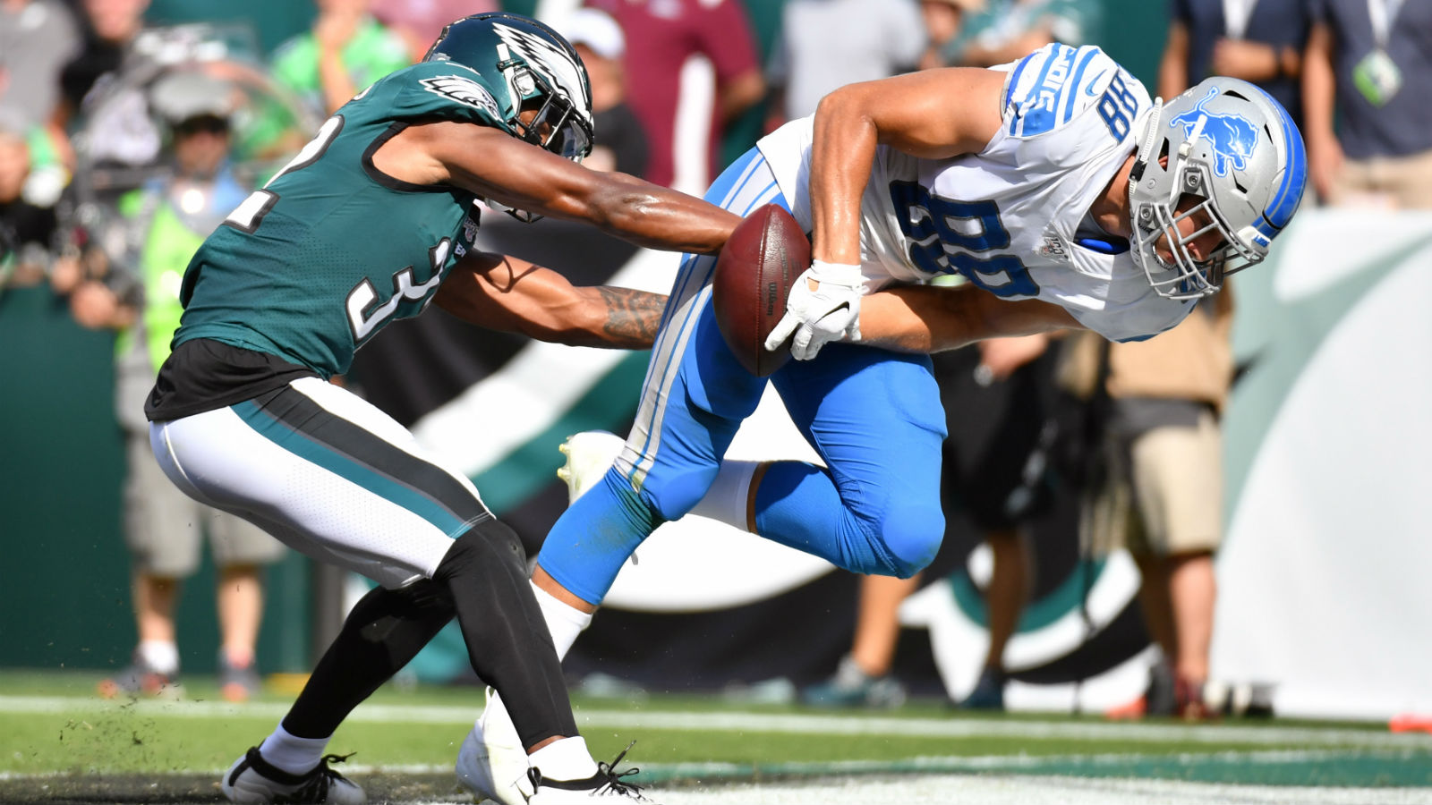 NFL Week 4 DFS Top Players and Best Team to Play on Sunday