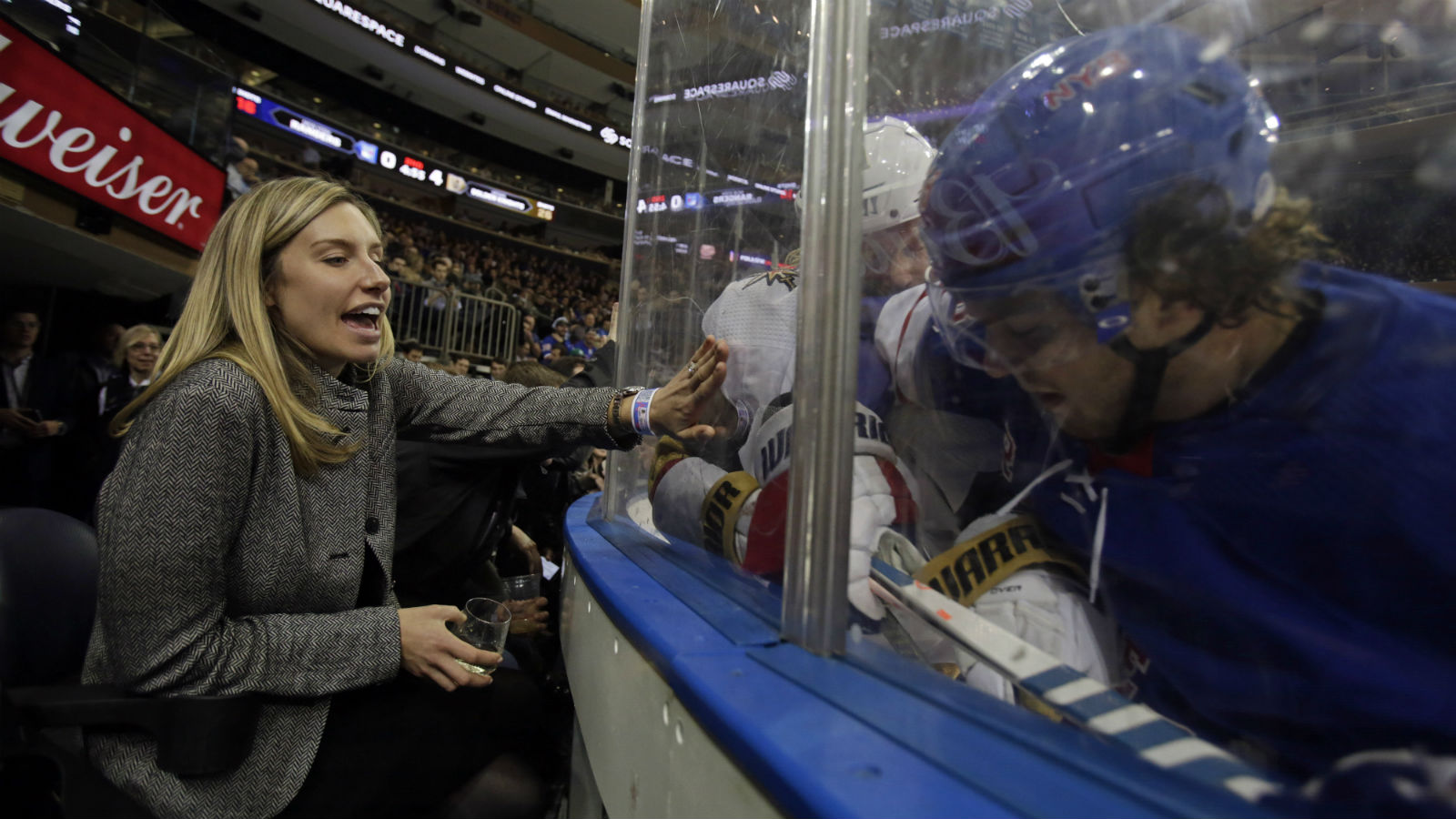 DraftKings  & Madison Square Garden Extend Deal For NY Teams