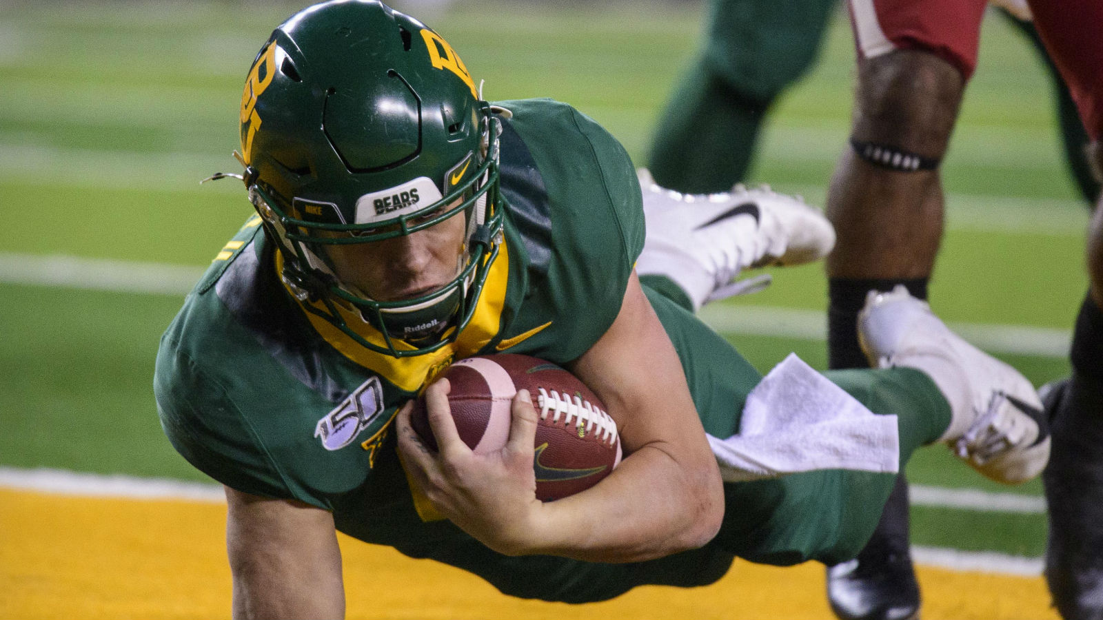 CFB Week 13 Parlays: ‘Playing Favorites’ & ‘Points Galore’