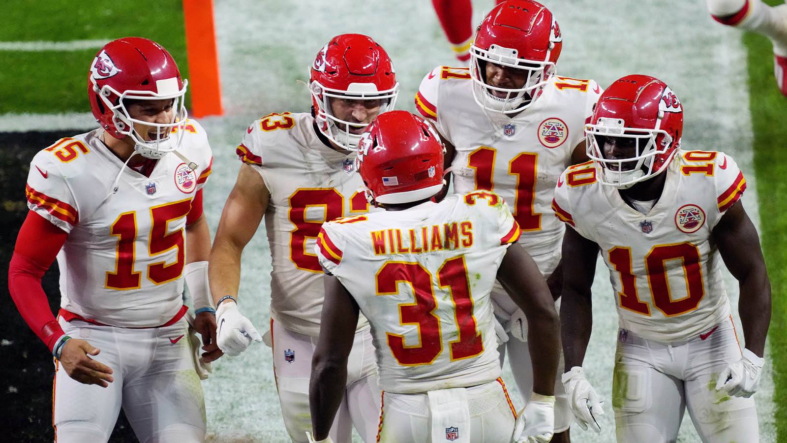 NFL Week 10 Betting Recap: Bucs, Lions Tell Opposite Tale