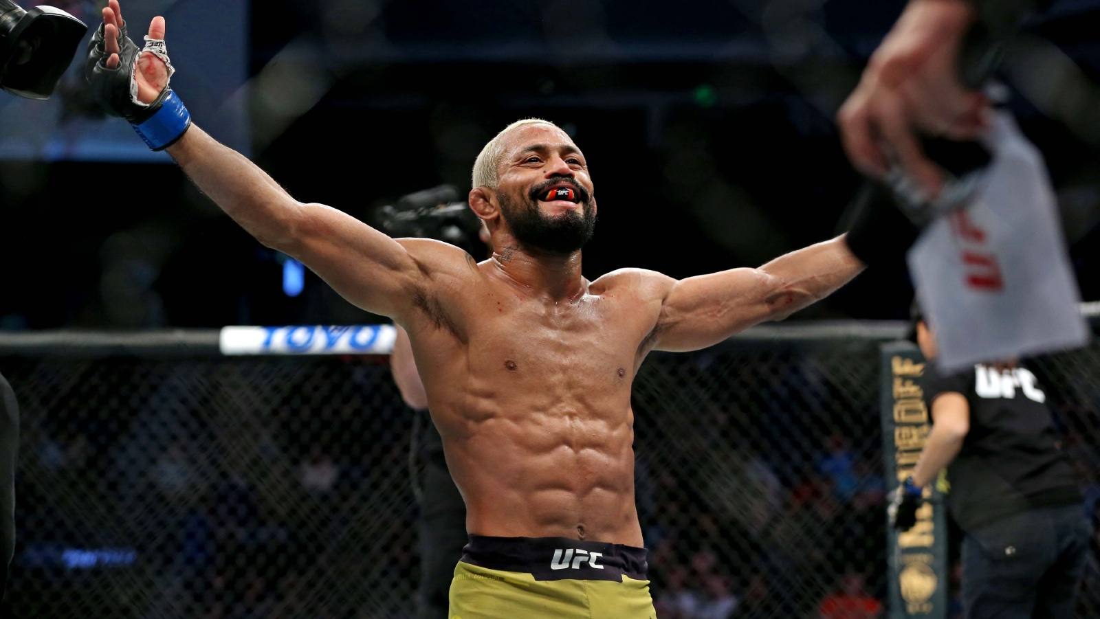 UFC 263 Odds, Picks: Adesanya vs Vettori & Figueiredo vs Moreno