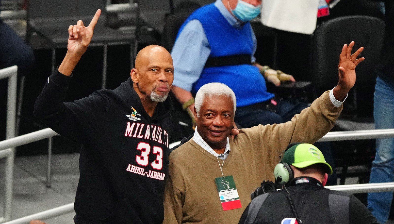 WynnBET Legends vs Stars NBA Props: Bet MJ vs Durant, Bird vs Steph & More