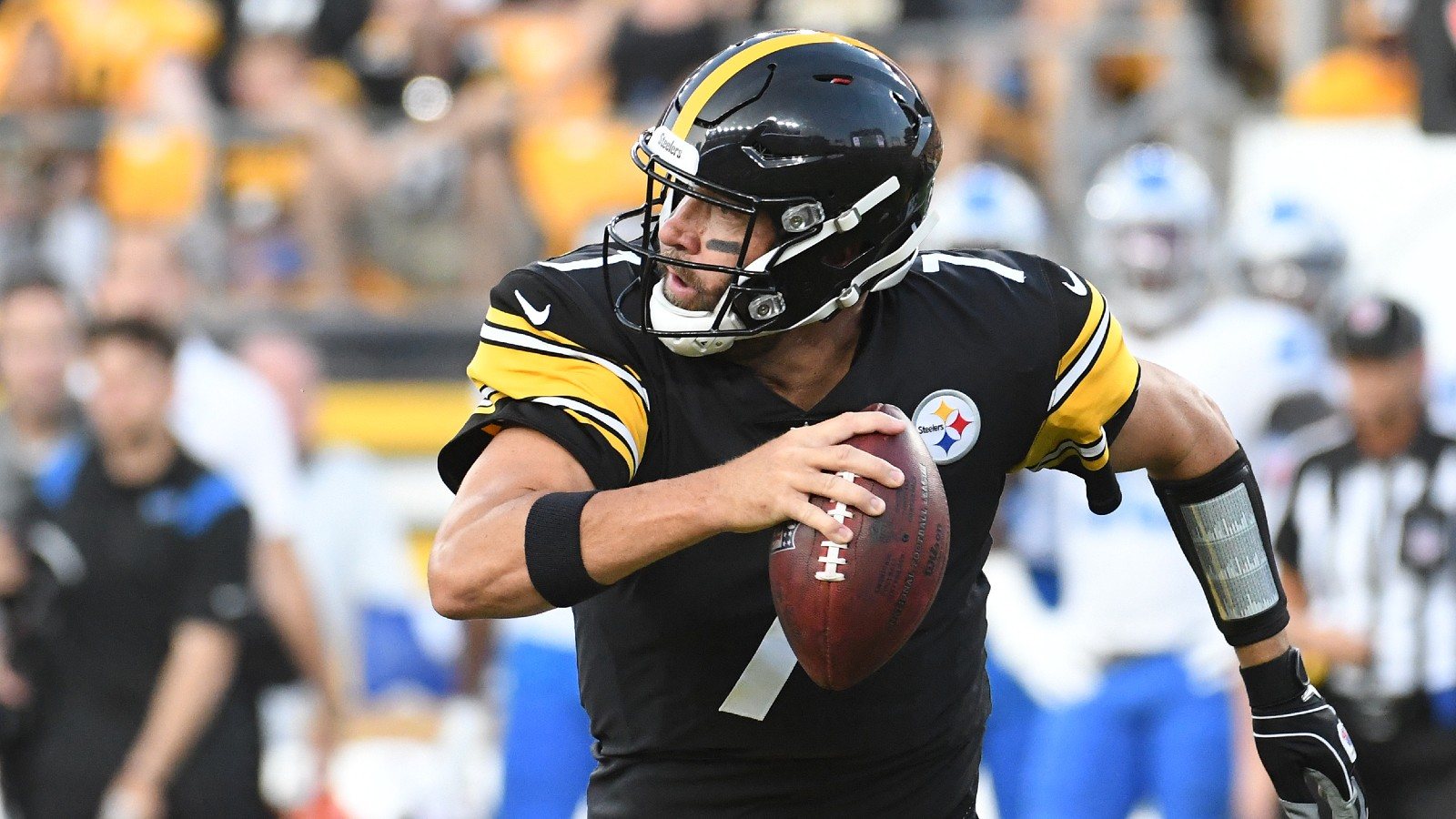 Best NFL QB Prop Bets For 2021 Season: Brady, Allen & More