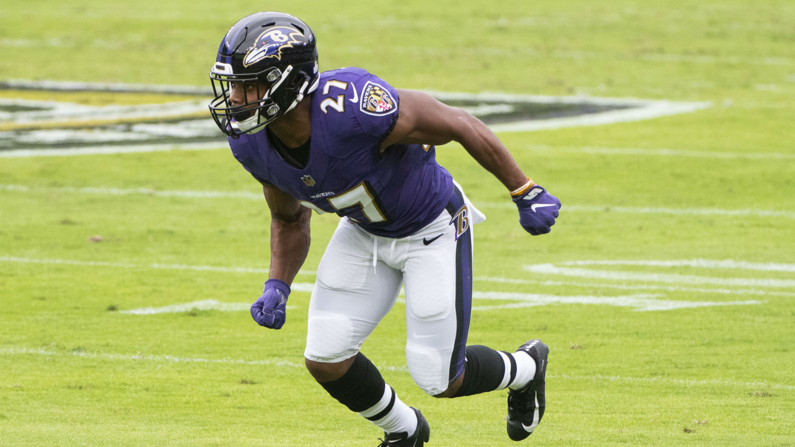 NFL Week 15 DFS Picks: Finding Value in Slim Sunday Slate