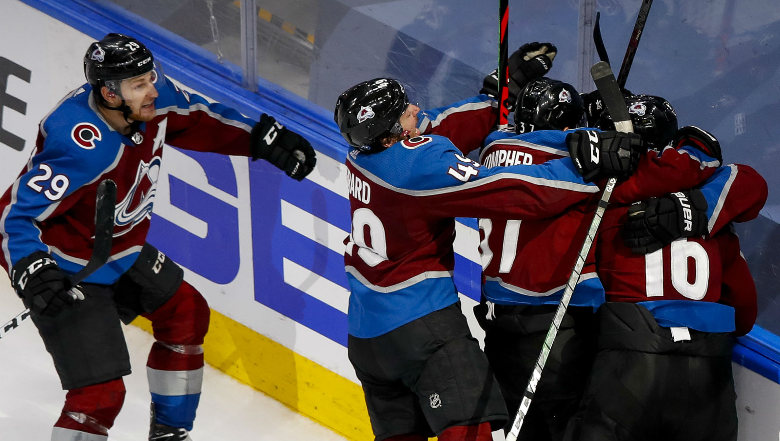 Early Stanley Cup Predictions, 2021 Odds & Longshots To Back