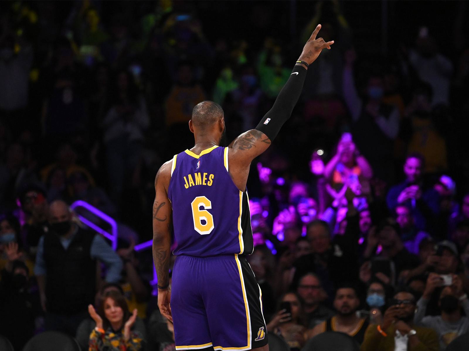 LeBron James Next Team Odds: Where Will King James Play In 2024-25?