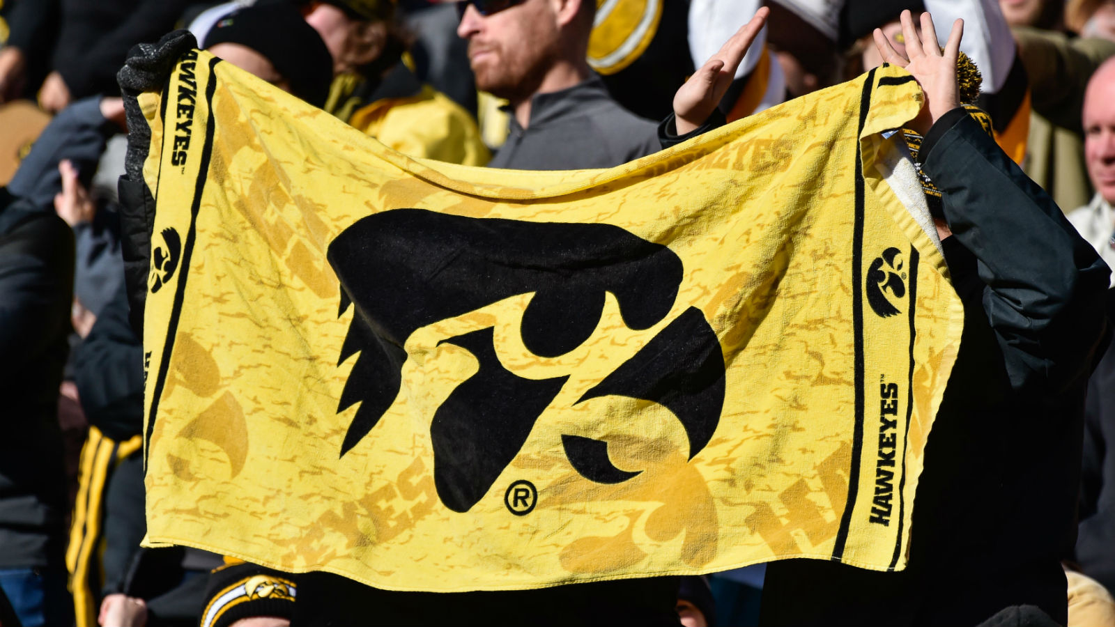 DraftKings Goes Live With Mobile & Online Platform In Iowa