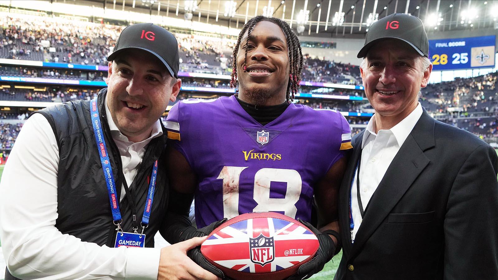 NFL Week 5 Picks, Betting Predictions & Best Bets To Back Today