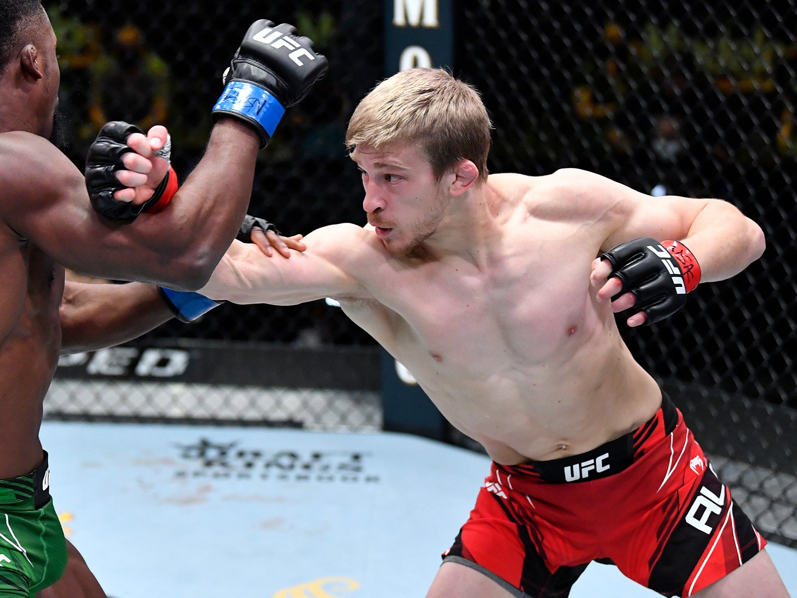 UFC London Tom Aspinall vs Alexander Volkov Odds, Picks & Predictions