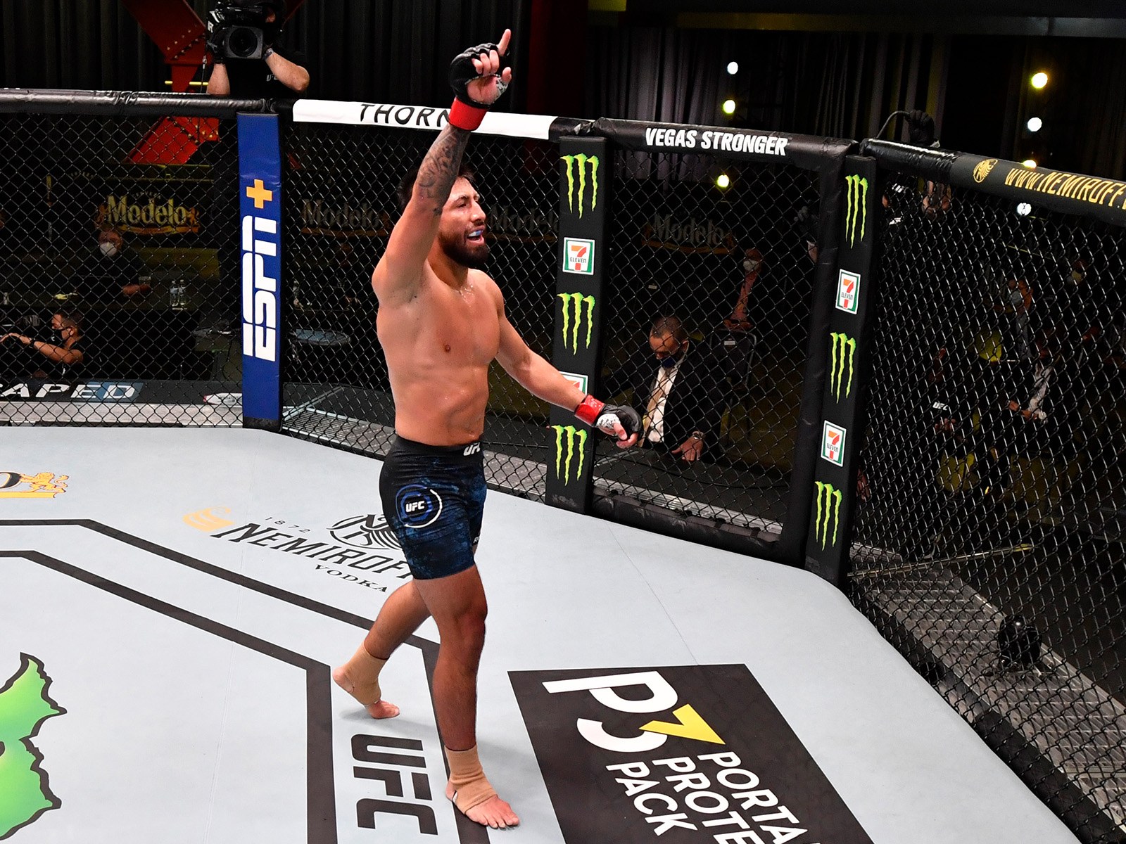 UFC Columbus: Curtis Blaydes vs Chris Daukaus Odds, Picks & Predictions