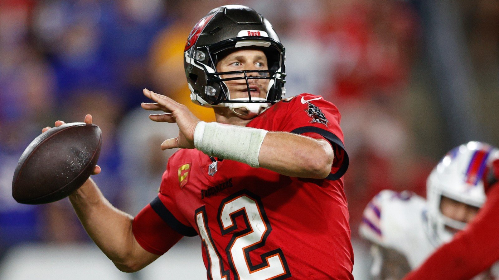 Caesars Sportsbook Promo NFL Week 15: Get A $1001 Risk-Free Bet & Free NBA Jersey