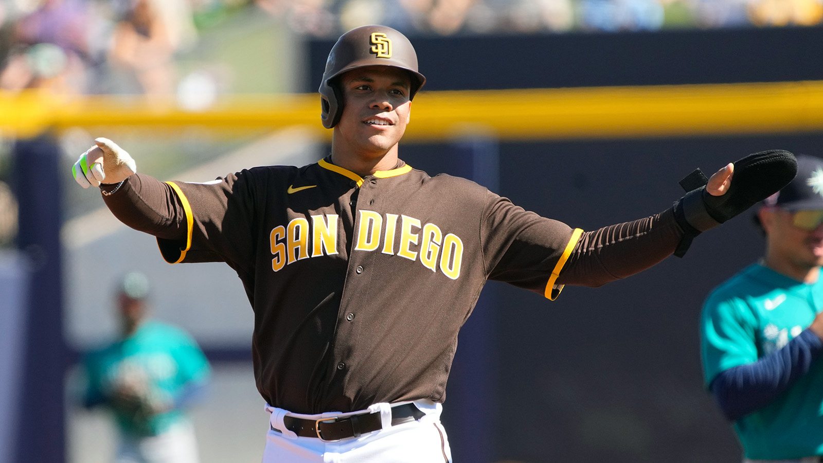 NL MVP Award Odds Tracker & Top Contenders To Watch