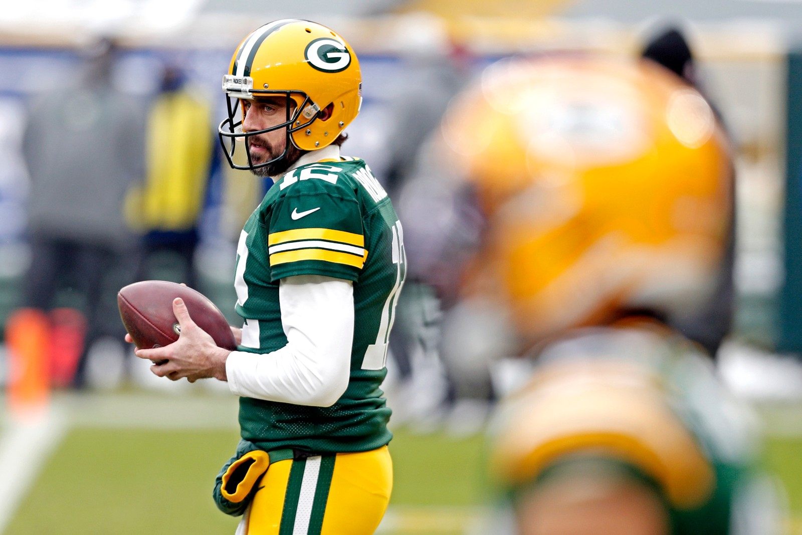 NFL Bettors Await Key Date For Aaron Rodgers & Julio Jones