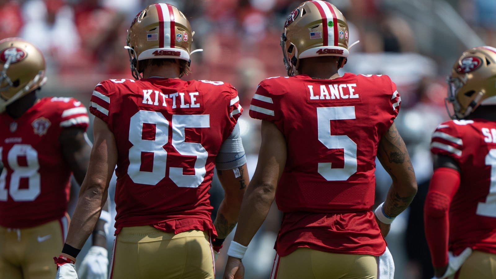 NFL DFS Week 5: Top Stacks & Team You Should Play Sunday