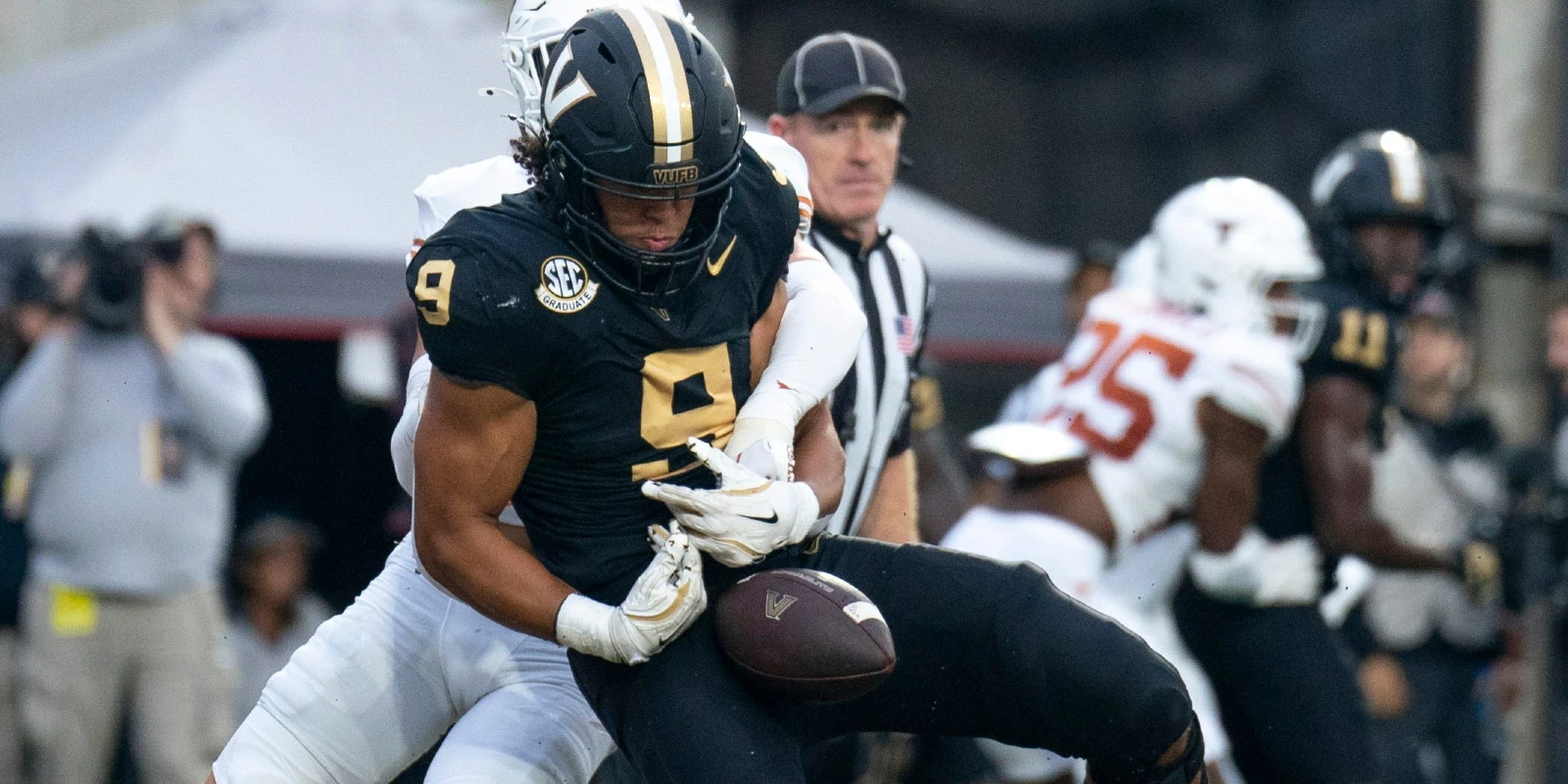 2025 John Mackey Award Odds: Favorites & Betting Lines for Best Tight End