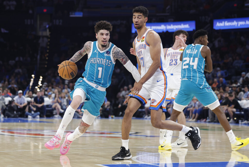 Charlotte Hornets guard Lamelo Ball (1). Alonzo Adams-Imagn Images