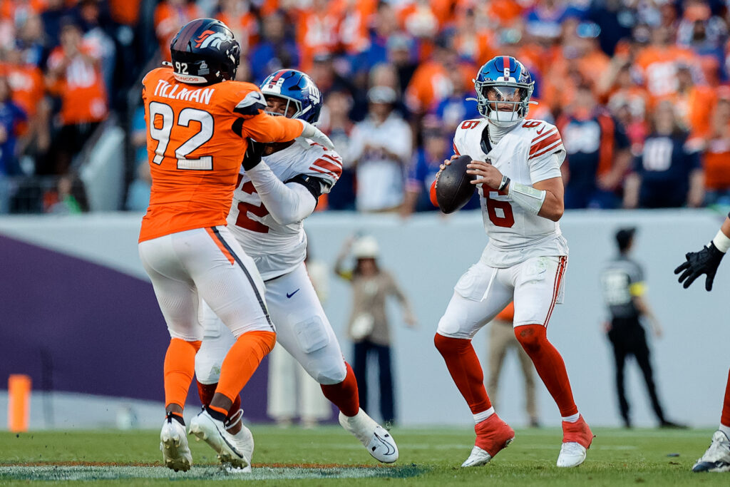 New York Giants quarterback Jaxson Dart (6). Isaiah J. Downing-Imagn Images