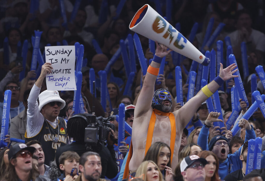Oklahoma City Thunder fans