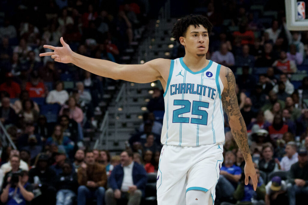 New Orleans Pelicans forward Trey Murphy III (25)