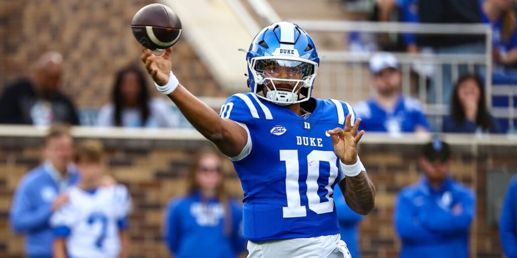 Duke University quarterback Darian Mensah (10) passes the ball (Credit: Sipa US/Alamy Live News)