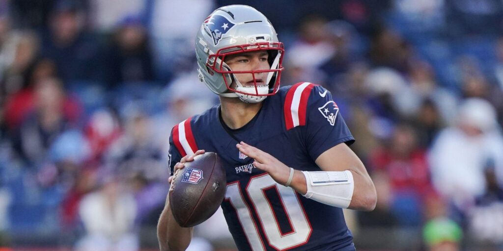 Drake Maye (10) (AP Photo/Vera Nieuwenhuis)