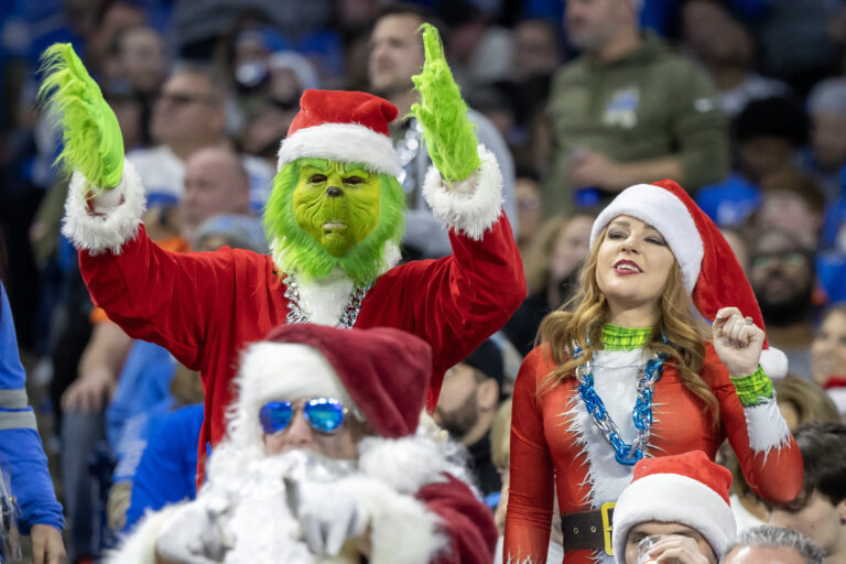 NFL Week 17 Best Bets: NFL Lands On Naughty List With Christmas Day Clunkers