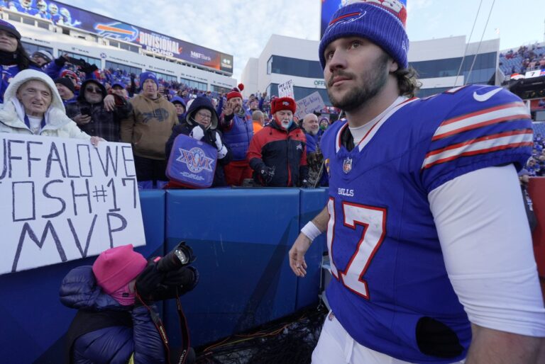NFL Divisional Playoffs AFC Best Bets: Oddsmakers Favor Bills At Denver; Patriots At Home