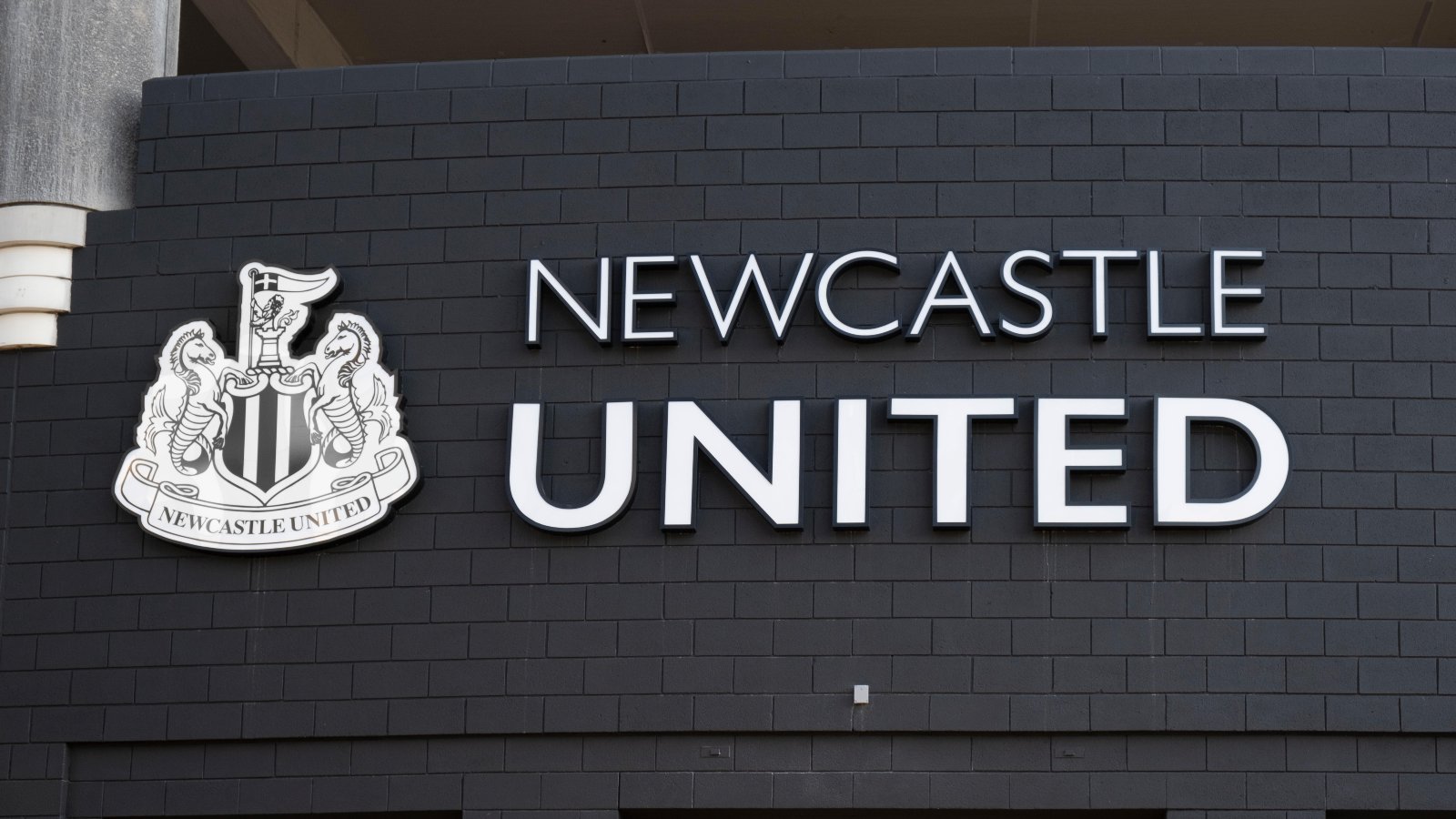 Next Newcastle United Manager Odds: Iraola, Mourinho Favourites To Replace Under Pressure Howe