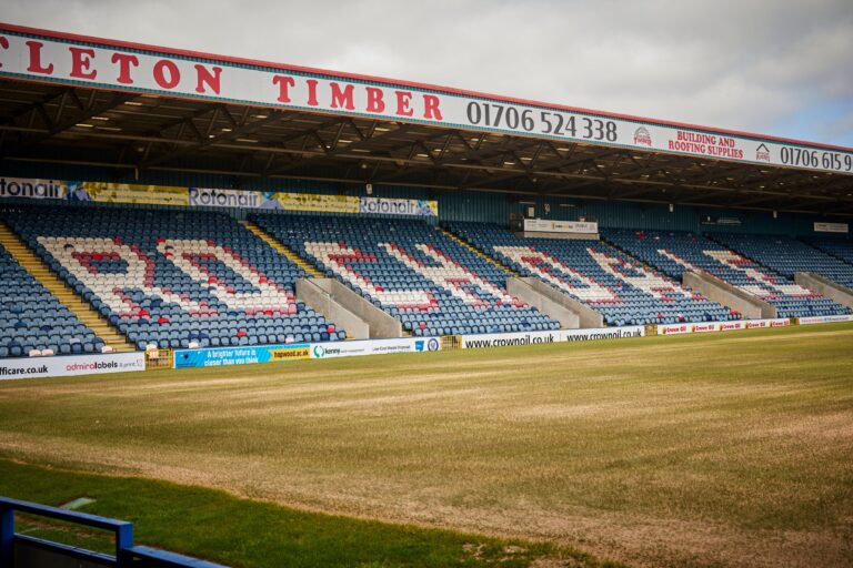 Rochdale vs York City Betting Odds, Predictions, Free Bets - National League Title Decider Live Streaming